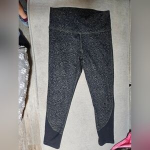 Under armour Black and Green Leggings